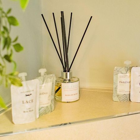 Cosy Retreat In The City Centre Γκάλγουεϊ Εξωτερικό φωτογραφία