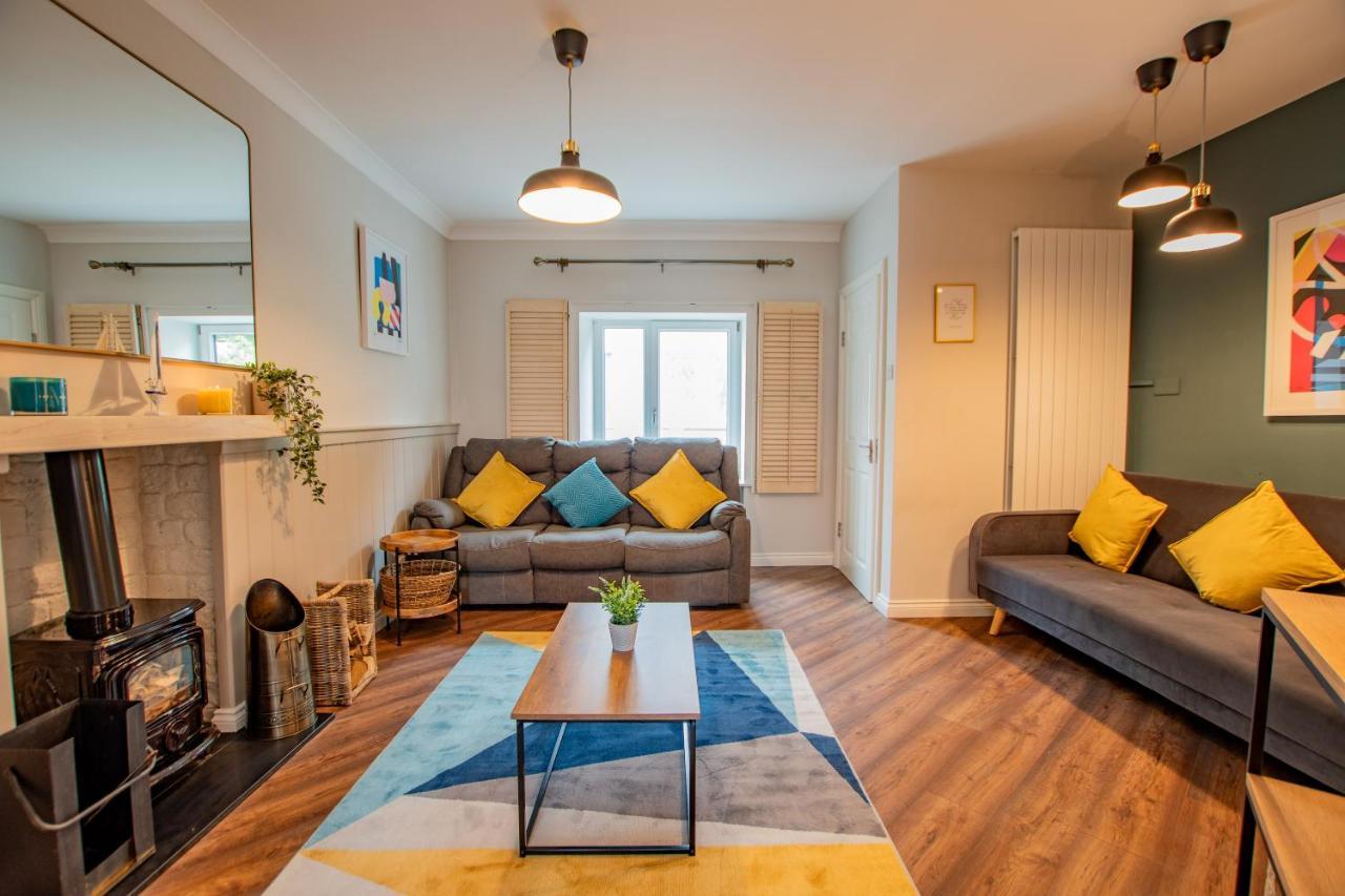 Cosy Retreat In The City Centre Γκάλγουεϊ Εξωτερικό φωτογραφία