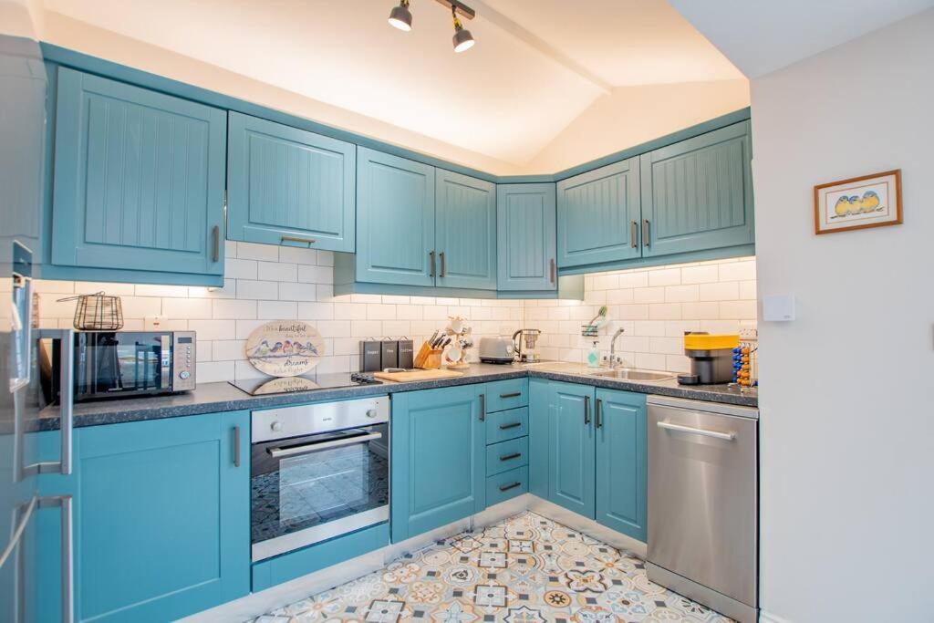 Cosy Retreat In The City Centre Γκάλγουεϊ Εξωτερικό φωτογραφία
