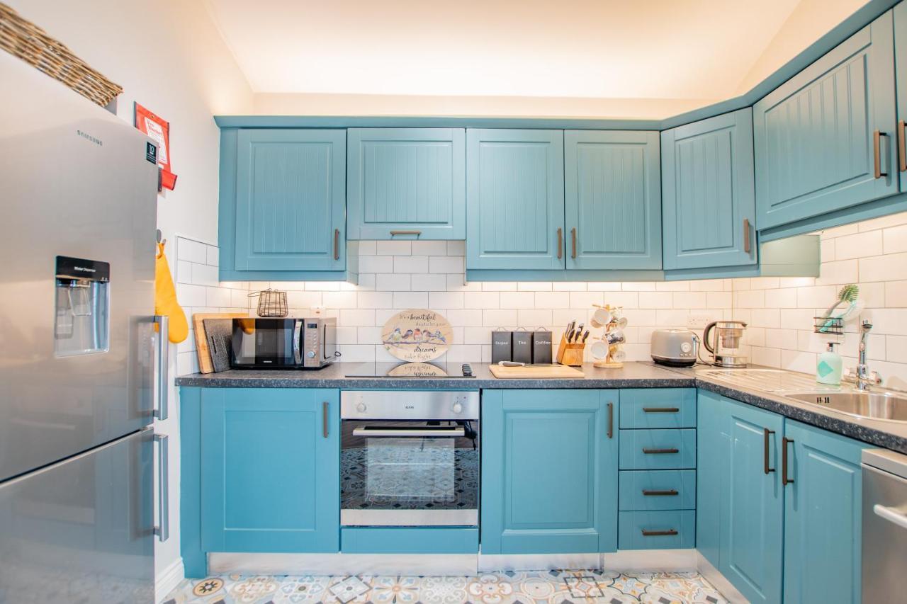 Cosy Retreat In The City Centre Γκάλγουεϊ Εξωτερικό φωτογραφία