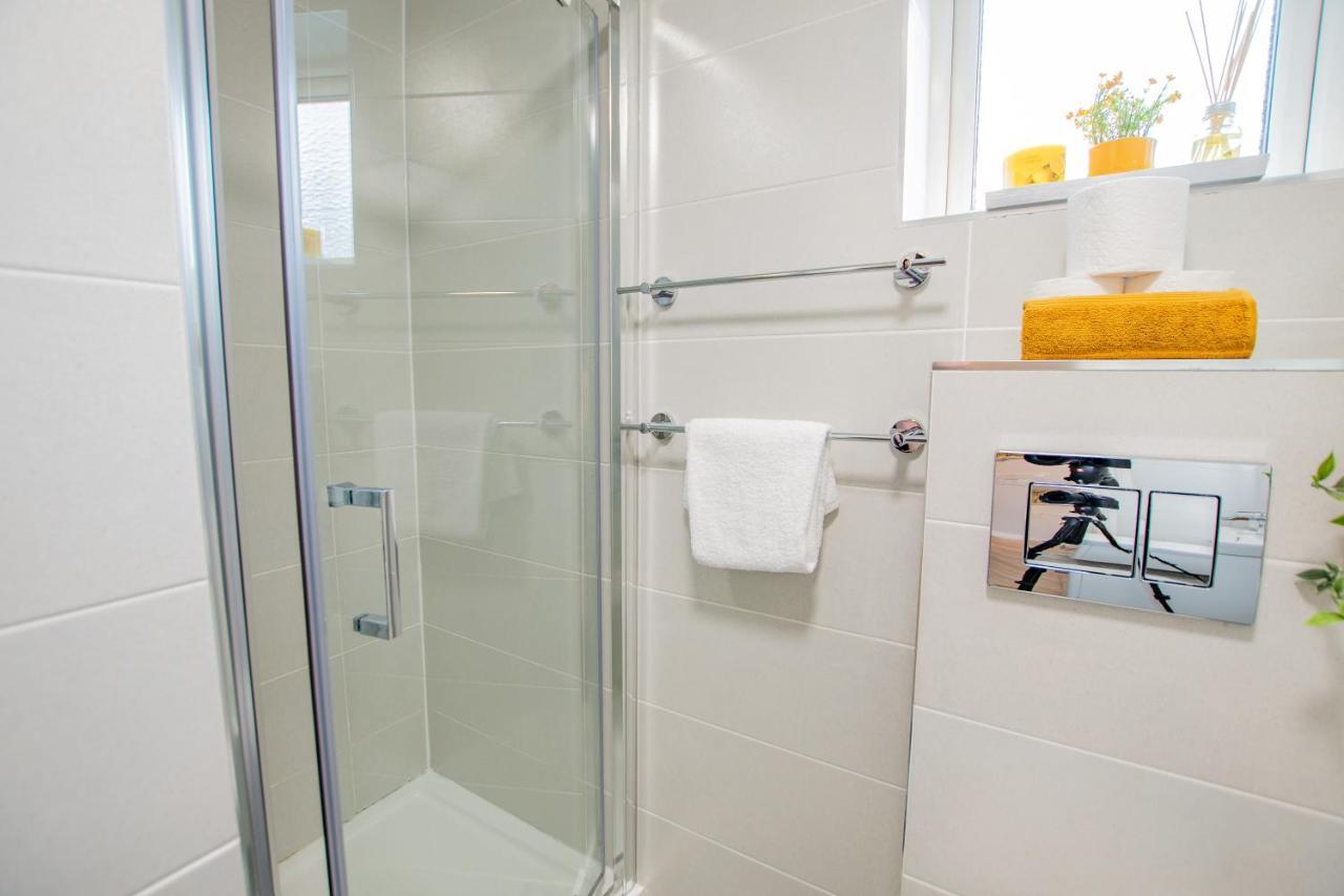 Cosy Retreat In The City Centre Γκάλγουεϊ Εξωτερικό φωτογραφία