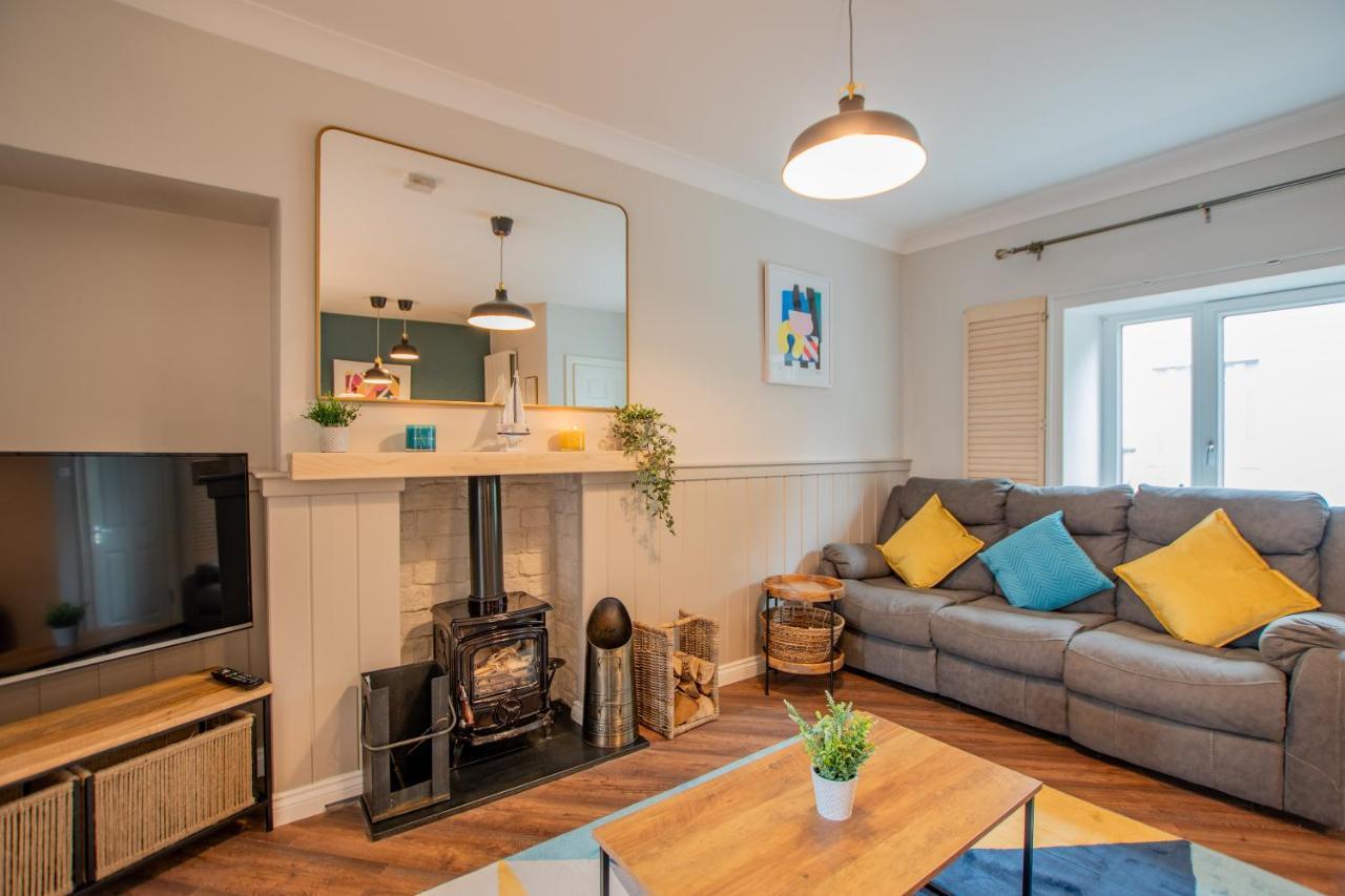 Cosy Retreat In The City Centre Γκάλγουεϊ Εξωτερικό φωτογραφία